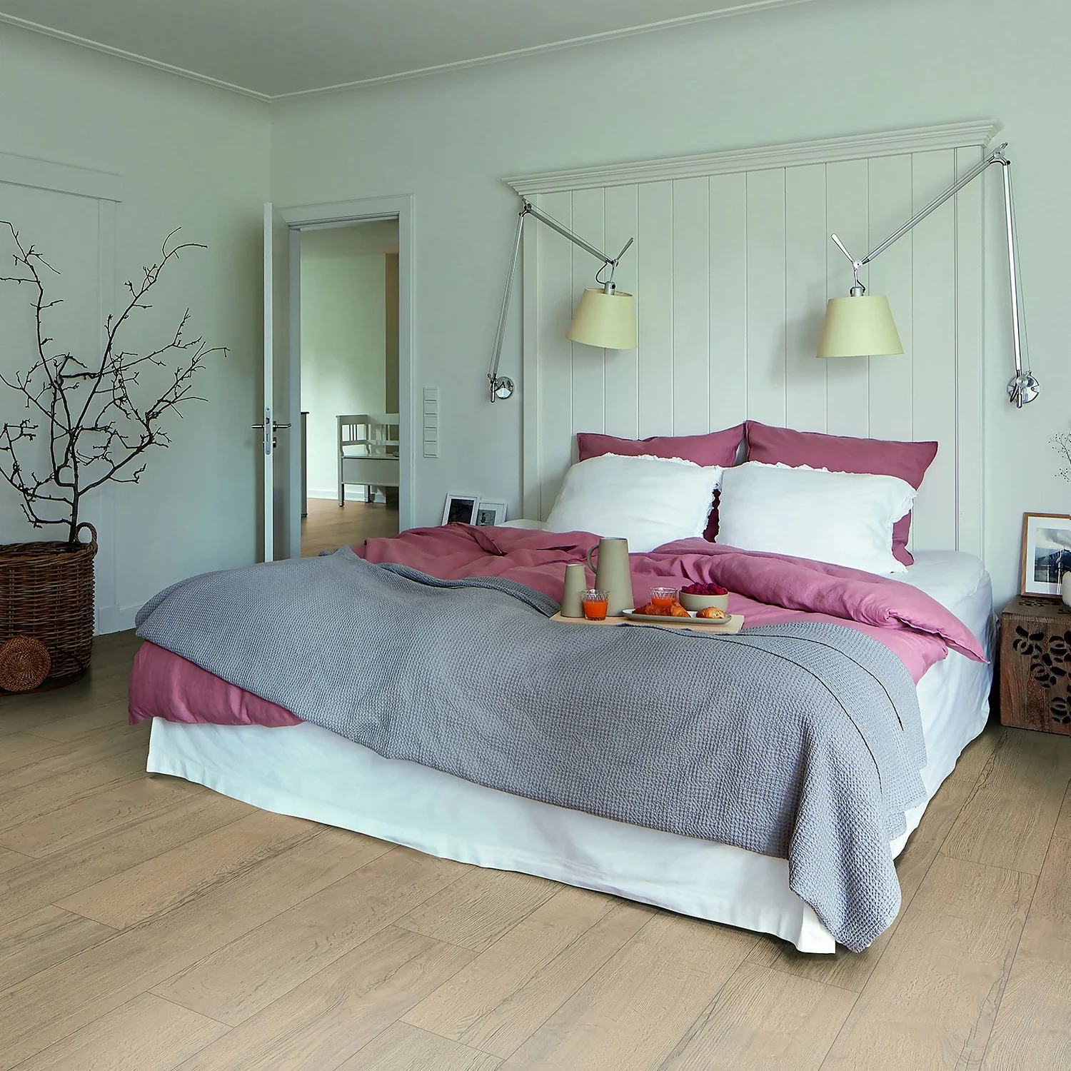 EGGER HOME Natural Elva Oak 8mm Laminate Flooring Sample EGGER HOME Natural Elva Oak 8mm Laminate Flooring Sample -Flooring And Tile Store 14186449 1855009715266256